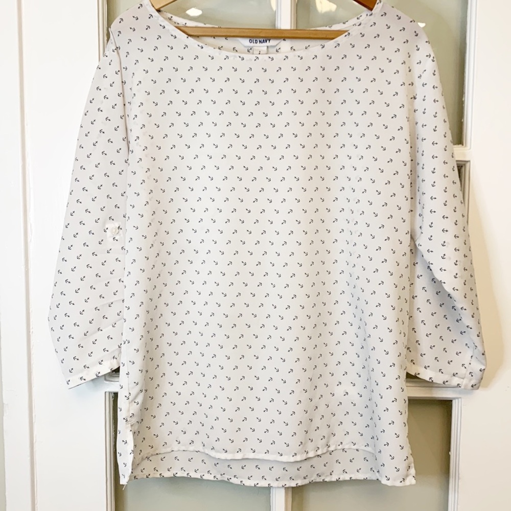 Old Navy Women’s Anchor Print Top with Button-Tab Sleeves (Size S)
